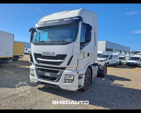 Standard tractor unit IVECO AS440T/P - AS440 T/P