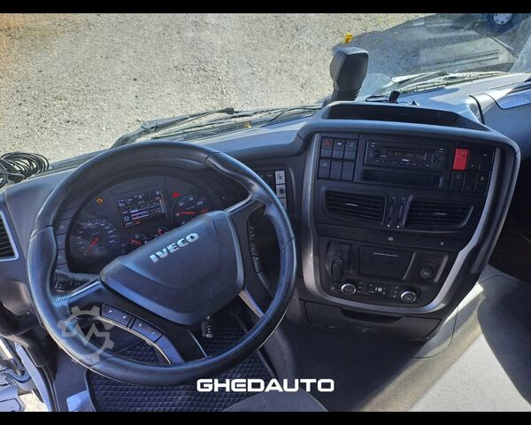 Standard tractor unit IVECO AS440T/P - AS440 T/P