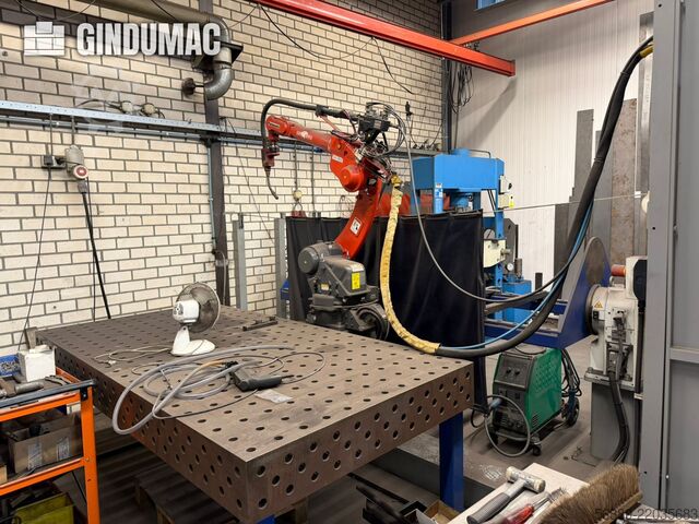 PANASONIC TA-1800 robot kaynak hücresi PANASONIC TA-1800 robot welding cell
