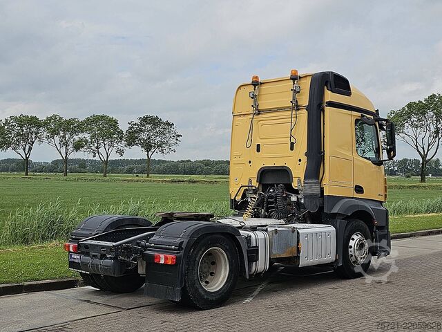Standaard trekker MERCEDES-BENZ ACTROS 1843