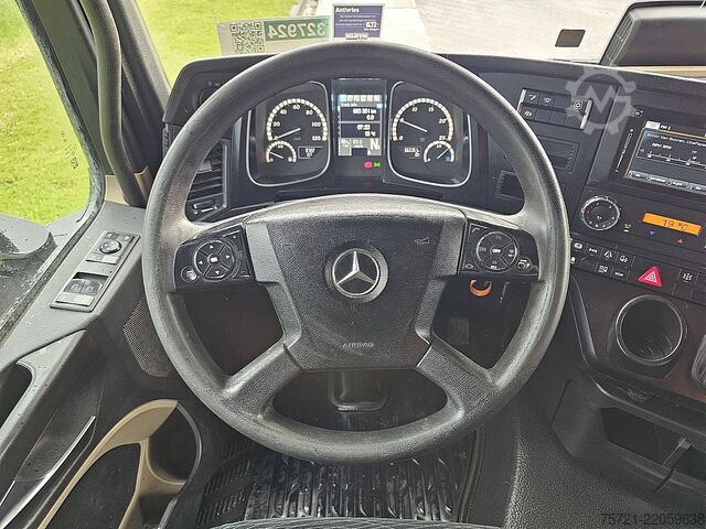 Standaard trekker MERCEDES-BENZ ACTROS 1843