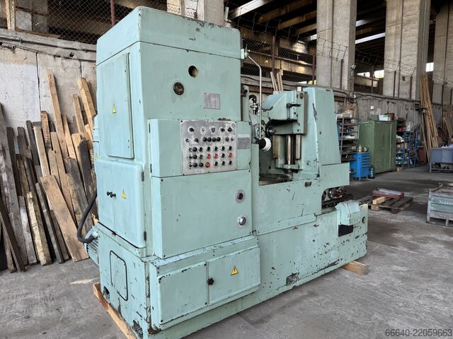Machine voor tandwielvertanding STANKO 53A80H