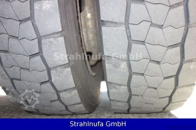 Dobozos teherautó MAN TGL 8.180  Motorschaden!!