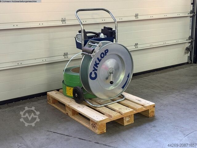 Battery strapping tool BW-03 with unrolling wagon BW-03