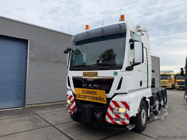 Zware belasting MAN TGX 41.640 8x4/4 BBS