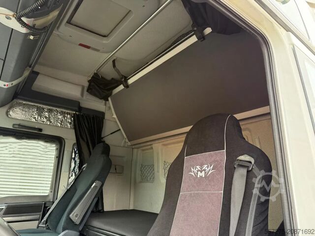 Zware belasting MAN TGX 41.640 8x4/4 BBS