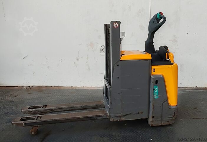 Palleløftere Jungheinrich ERD 120 1.6m/ 2021y/ 1874mh