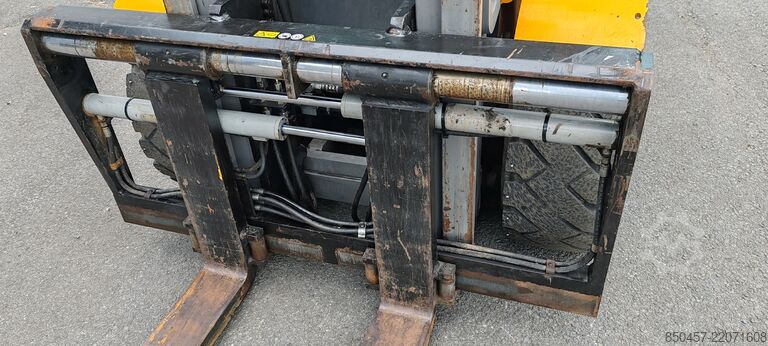 Carrelli elevatori diesel Jungheinrich DFG 545s