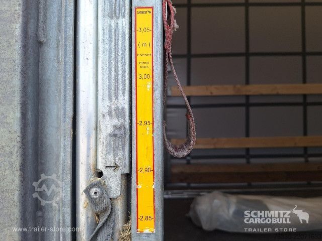 Ανοιχτό ημιρυμουλκούμενο με μουσαμά Schmitz Cargobull Curtainsider Mega