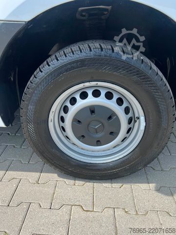 Dubă pick-up MERCEDES-BENZ Sprinter 316 DOKA LANG PRITSCHE PLANE 6-SITZ AHK