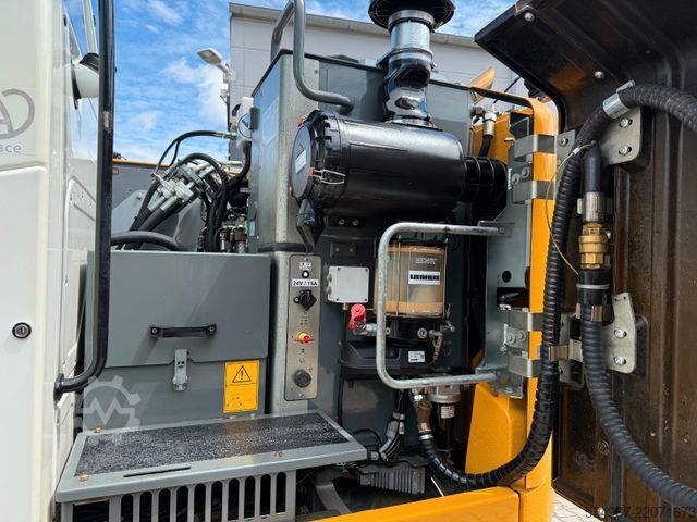 Rupsgraver LIEBHERR R920 Compact LC Kettenbagger