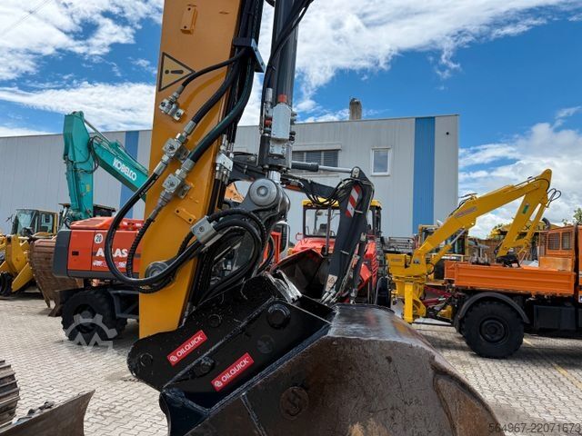 Rupsgraver LIEBHERR R920 Compact LC Kettenbagger