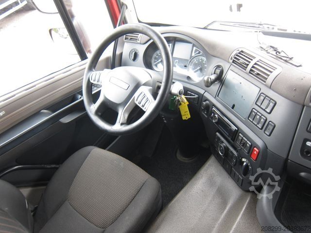 Flatbed truck with tarp DAF CF 230 19T Schiebeplane LBW Portalturen