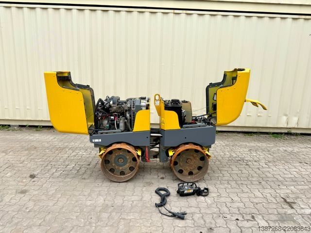 Envalsvält WACKER Neuson RT82-SC3 / 2015 BJ / 516 H / Remote