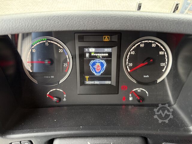 Macara montată pe camion Scania P410 4X2 Palfinger PK 13001