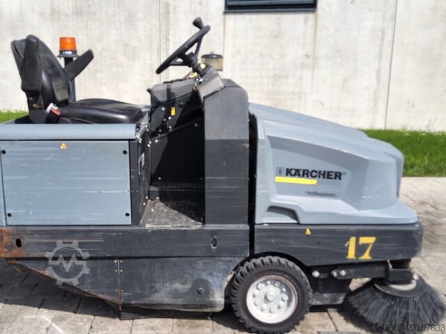 Tehnologia de stocare Kärcher Kehrmaschine KM 130/300 RLPG