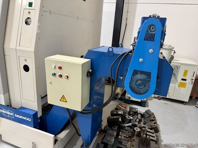 Centro di tornitura e fresatura CNC DOOSAN Puma 600M
