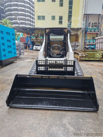 Tractor compacto BOBCAT T300