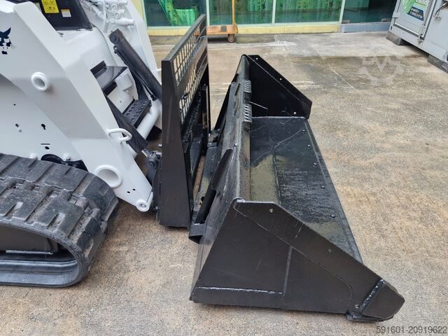 Tractor compacto BOBCAT T300