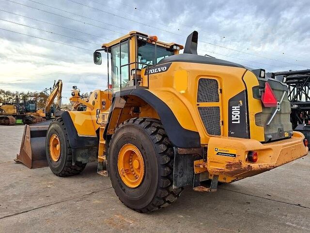 Lader Volvo L 150 H (New Tyres)