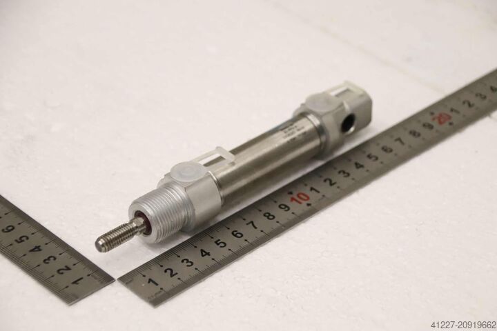 Pneumatische cilinder Festo DSNU-20-25-PPV-A  Hub 160 mm