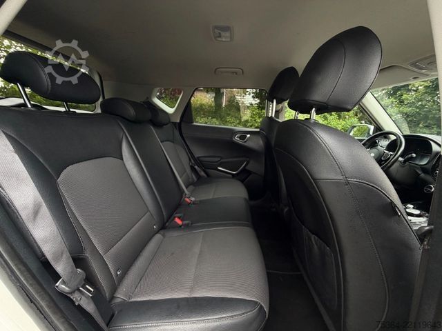 Van KIA Soul e-Soul DynamicLine 64 kWh LED Navi Kamera