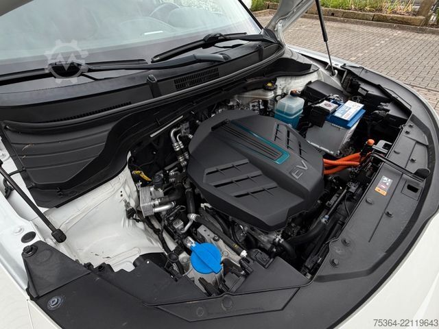 Van KIA Soul e-Soul DynamicLine 64 kWh LED Navi Kamera