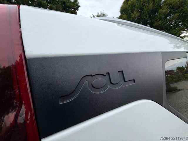 Van KIA Soul e-Soul DynamicLine 64 kWh LED Navi Kamera