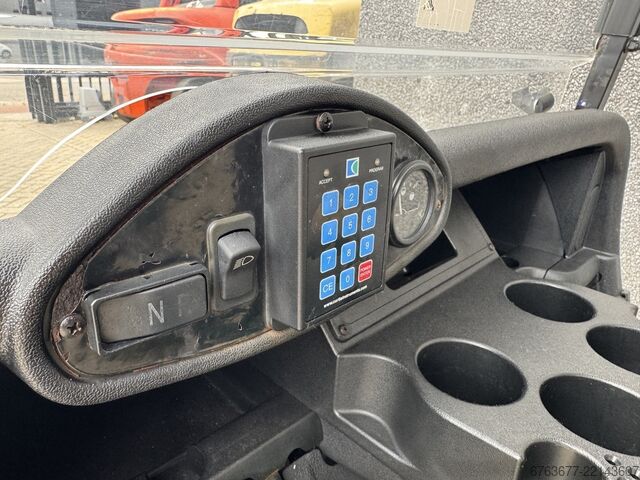 EZGO RXV Golfkar Golfcar Elektrisch 4 Zits 2019 Inc Lader EZ-GO RXV Golfkar Golfcar Elektrisch 4 Zits 2019 Inc Lader