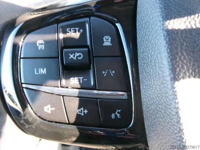 Minibus FORD Transit Custom 320L1 Trail 100kW AWD AHK 2xS.Tür