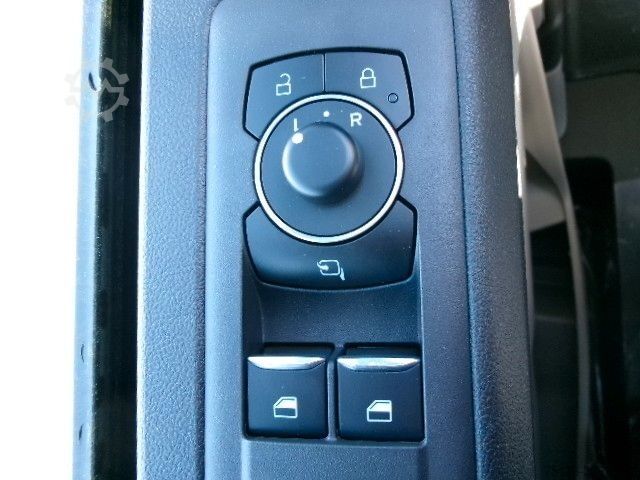 Minibus FORD Transit Custom 320L1 Trail 100kW AWD AHK 2xS.Tür