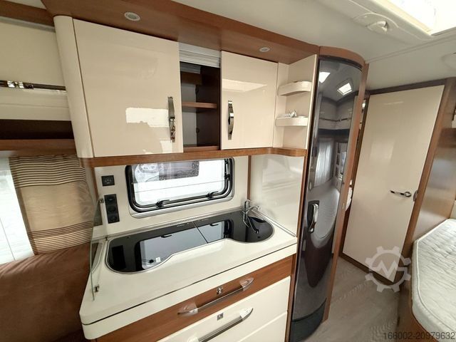 Caravane HOBBY Excellent 460 UFe Dachklimaanlage + Mover