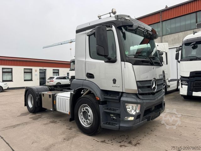 Standardowy ciągnik siodłowy MERCEDES-BENZ ACTROS 1843 * LIEGE * 6.830 KG * 1. HAND * TOP *