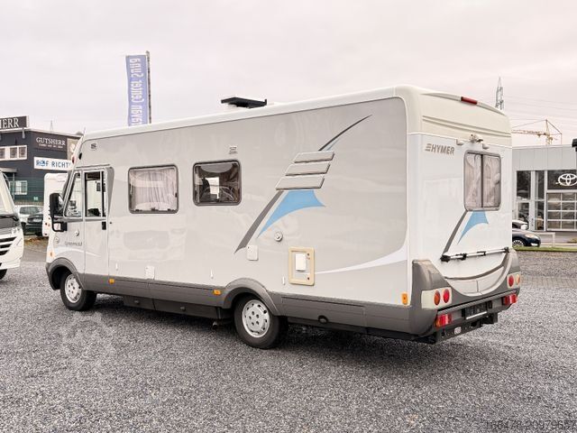 Kamper zintegrowany HYMER/ERIBA B 654 *Festbett-Hubbett-Automatik-2xKlima*