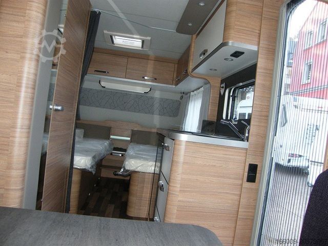Caravan WEINSBERG CaraOne 480 EU 2026 mit Vorzelt