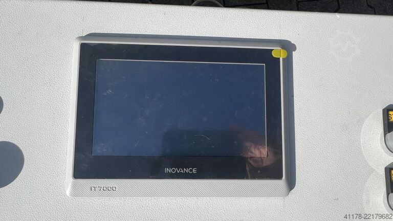 Unité de nettoyage LC-T1 (en haut) avec Power-Channel Wood IQ Lohmeyer LC-T1