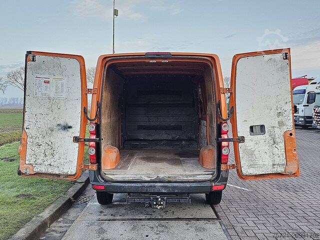 Station wagon con tetto alto VOLKSWAGEN CRAFTER 2.0 L1H1 Airco