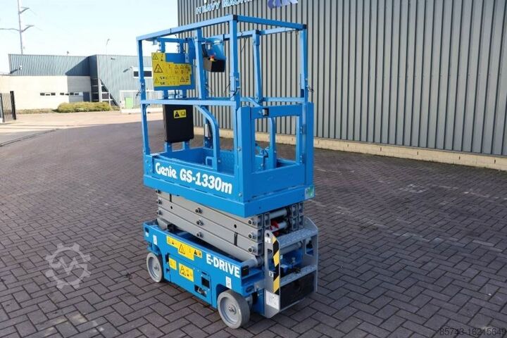 Scherenhebebühne Genie GS1330M Valid inspection, *Guarantee! All-Electric