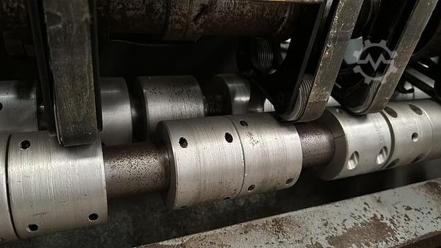 Automatische horizontale freesmachine Comec FGC/2 uit 2000, met dubbele invoer en afvoerlus voor stu Comec FGC/2