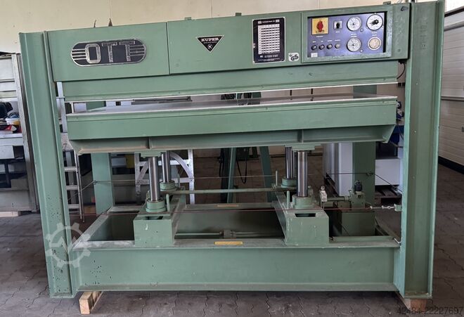 Fineerpers Ott JU 2211