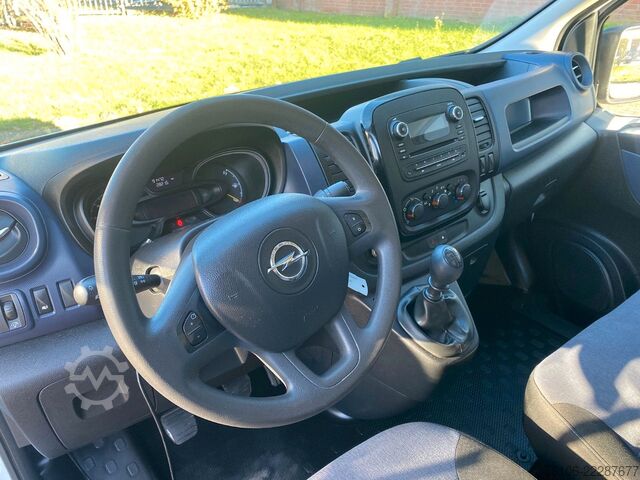 Panelová dodávka OPEL Vivaro B Kastenwagen L1H1  2,7t*Ahk*90 tkm *