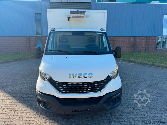 Furgone isotermico frigorifero IVECO Daily 35S12 Hi-Matic Tiefkühlkoffer *Thermoking*