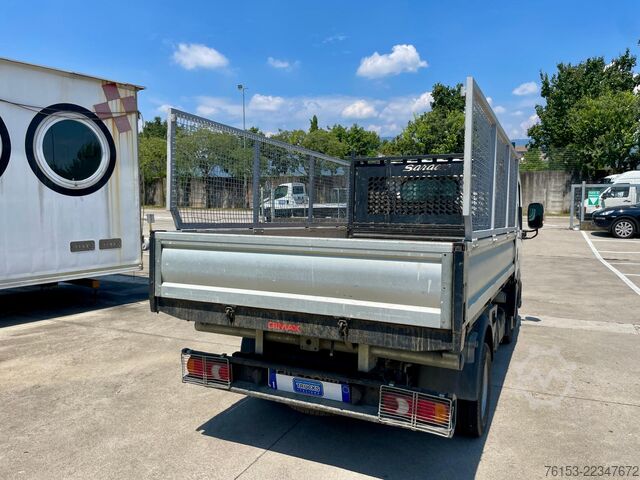 Ribaltabile trilaterale Nissan NT 400