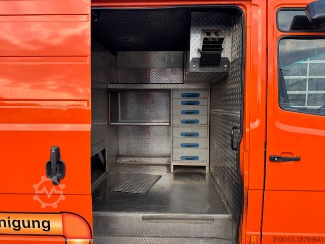 Vacuümtankwagen MERCEDES-BENZ Vario 818D Kanalreiniger Rockstroh Drain Jet 100