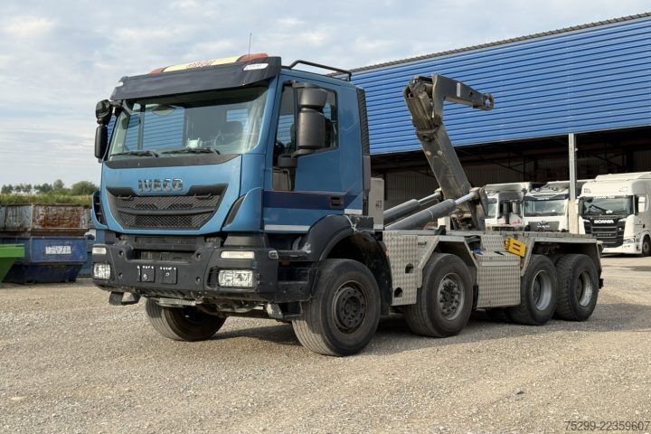 Haakarm vrachtwagen Iveco 340T45 8x4 Trösch / Swiss-Vehicle