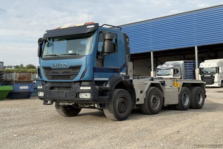 Haakarm vrachtwagen Iveco 340T45 8x4 Trösch / Swiss-Vehicle