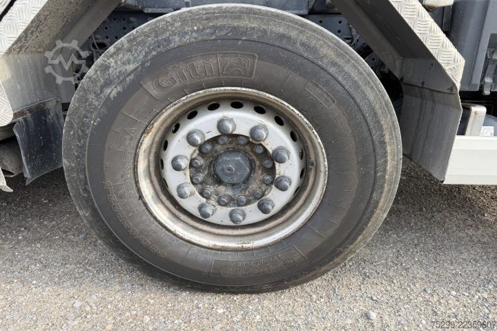 Haakarm vrachtwagen Iveco 340T45 8x4 Trösch / Swiss-Vehicle