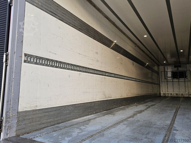 Kølet/frosset transport Vedecar LPRS 24 / LIFT AXLE / THERMO KING / TAIL LIFT