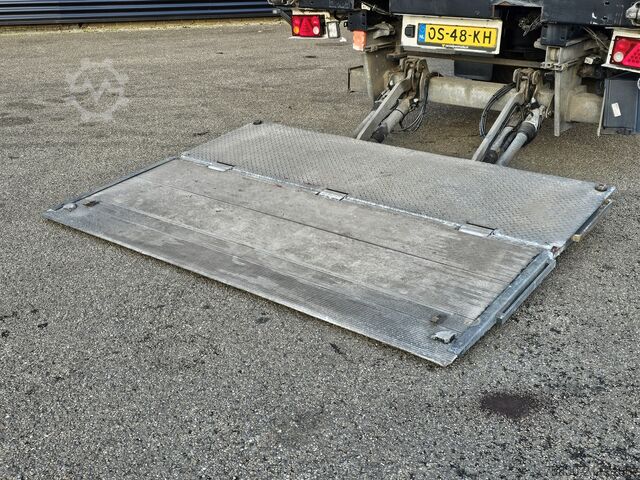 Kølet/frosset transport Vedecar LPRS 24 / LIFT AXLE / THERMO KING / TAIL LIFT