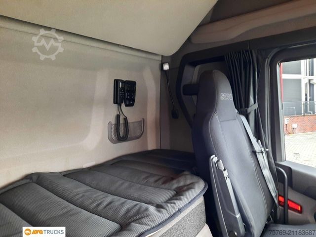 Ciężarówka do przewozu materiałów niebezpiecznych SCANIA R 460 2-Kreis-Kipphyd Retarder Standklima 2xTank